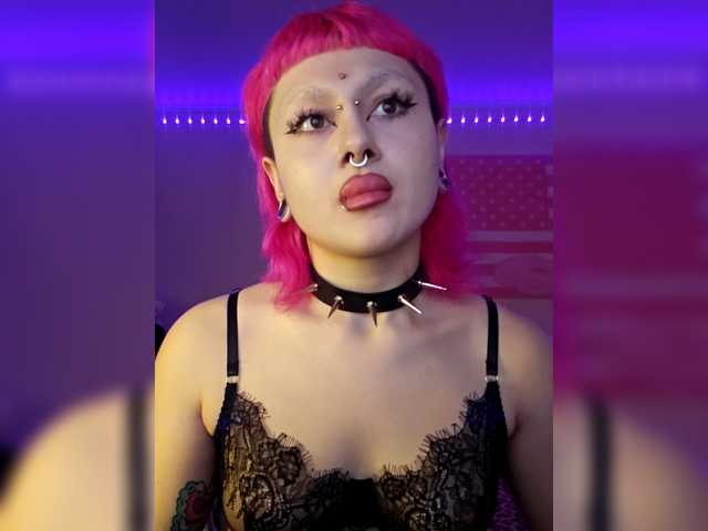 solyankaa's BongaCams show and profile