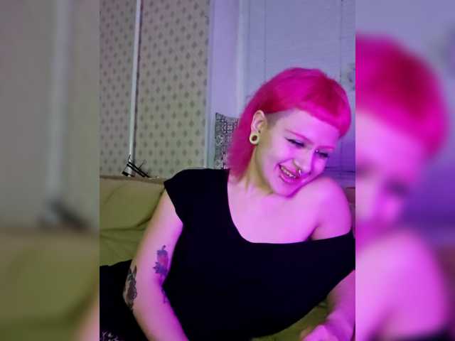 solyankaa – webcam model profile photo