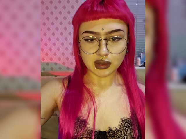 solyankaa's BongaCams show and profile