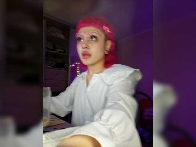 solyankaa's BongaCams show and profile