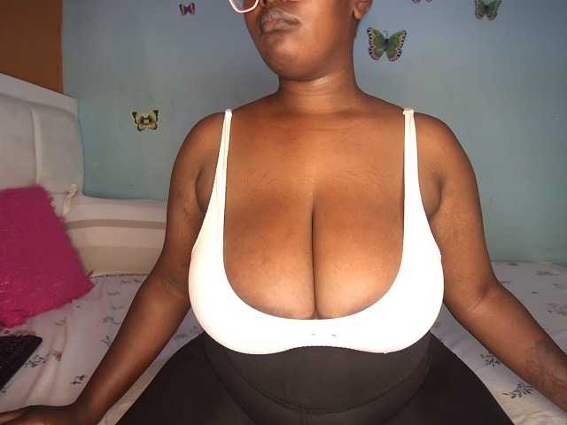 Spicydiva's BongaCams show and profile
