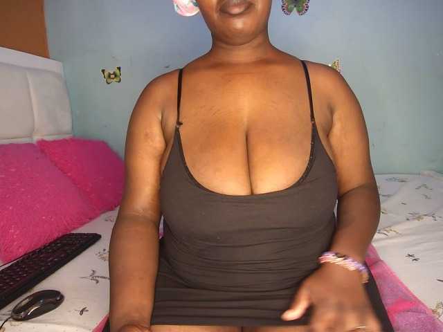 Spicydiva's BongaCams show and profile