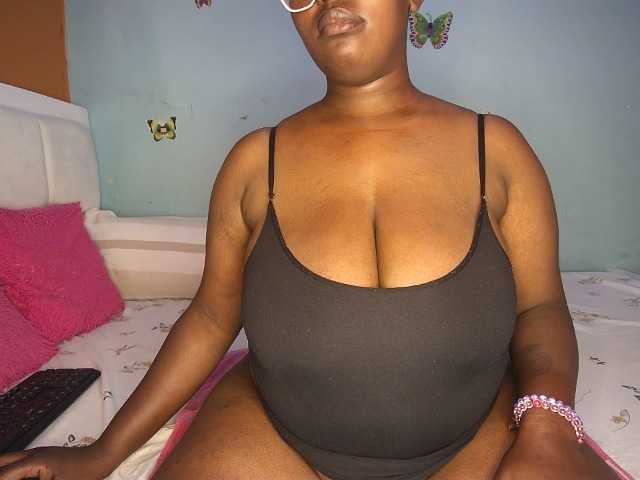 Spicydiva's BongaCams show and profile