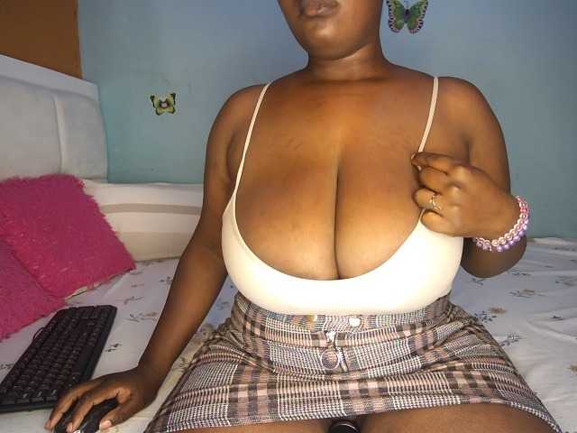 Spicydiva's BongaCams show and profile