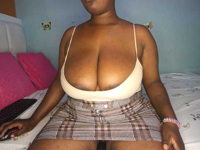 Spicydiva's BongaCams show and profile