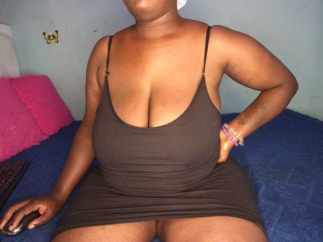 Spicydiva's BongaCams show and profile