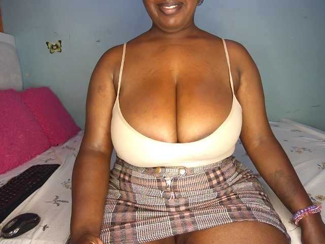 Spicydiva's BongaCams show and profile