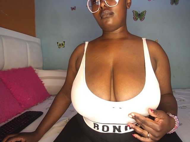 Spicydiva's BongaCams show and profile