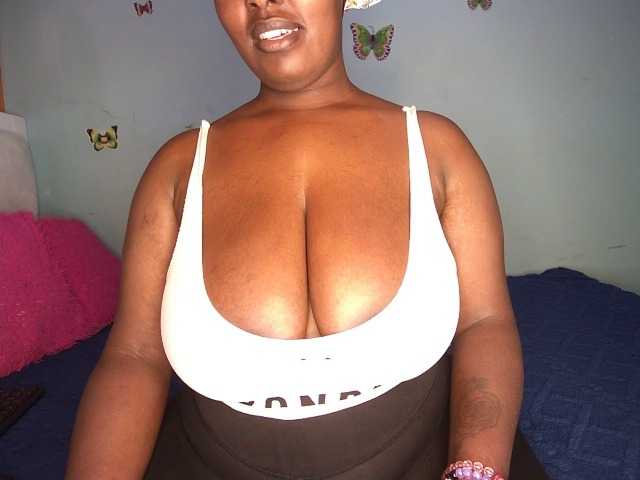 Spicydiva's BongaCams show and profile