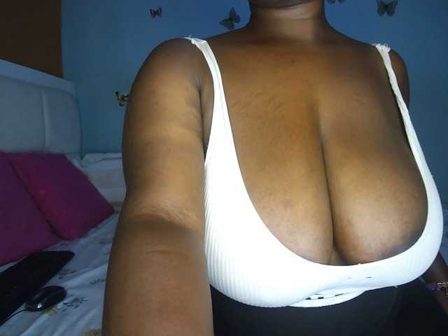 Spicydiva's BongaCams show and profile