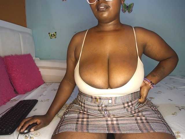 Spicydiva's BongaCams show and profile