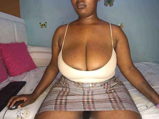 Spicydiva's BongaCams show and profile