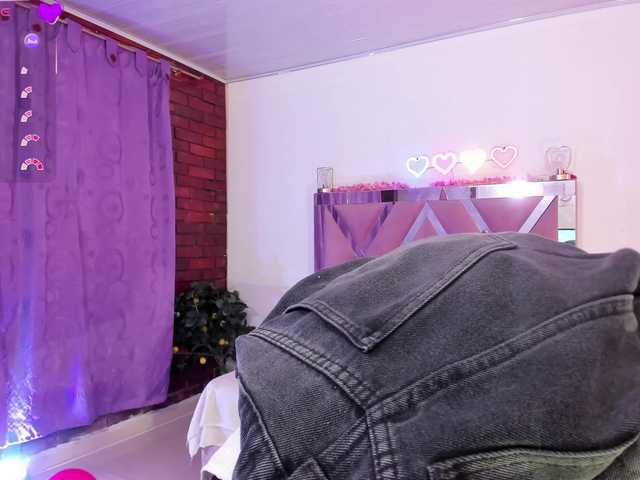 BABYVENU-TAY's BongaCams show and profile