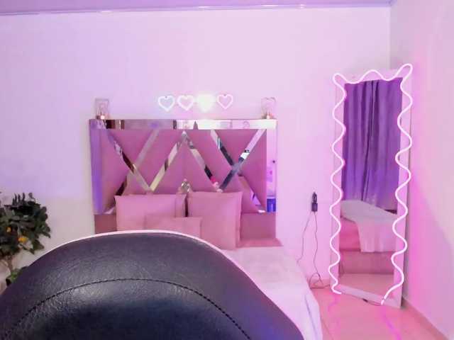 BABYVENU-TAY's BongaCams show and profile