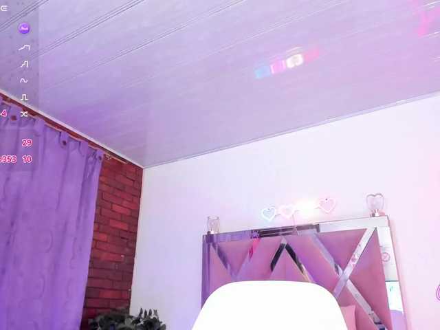 BABYVENU-TAY's BongaCams show and profile