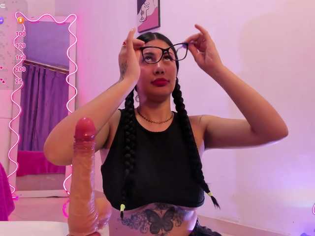 BABYVENU-TAY's BongaCams show and profile