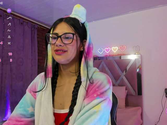 BABYVENU-TAY's BongaCams show and profile