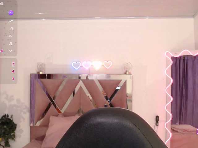 BABYVENU-TAY's BongaCams show and profile