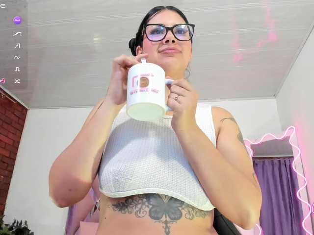 BABYVENU-TAY's BongaCams show and profile