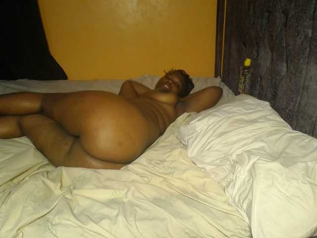 WizzyandJill's BongaCams show and profile