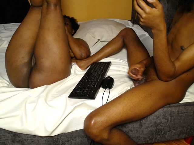 WizzyandJill's BongaCams show and profile