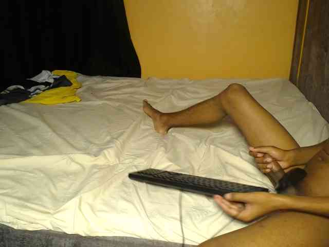 Wizzy_And_Jill webcam