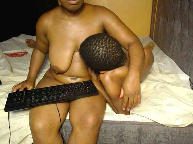 Wizzy_And_Jill webcam