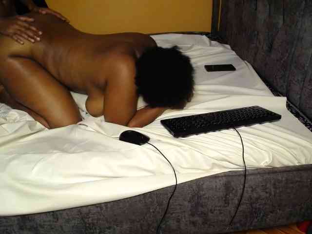 Wizzy_And_Jill webcam