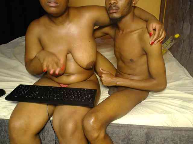 Wizzy_And_Jill webcam