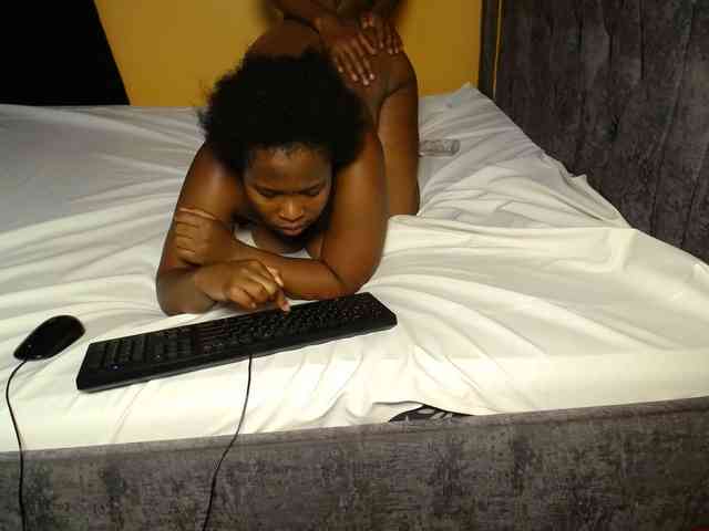 Wizzy_And_Jill webcam