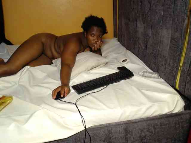 Wizzy_And_Jill webcam