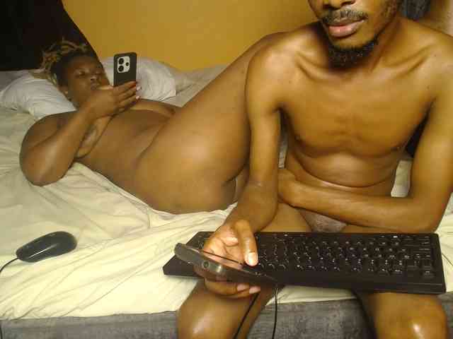 Wizzy_And_Jill webcam