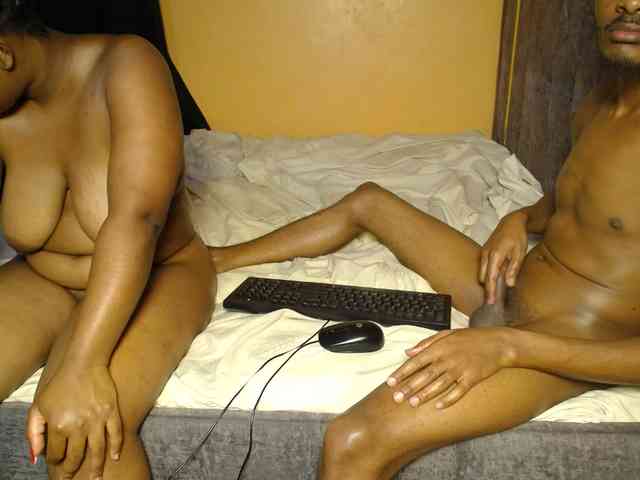 Wizzy_And_Jill webcam