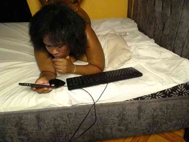 Wizzy_And_Jill webcam