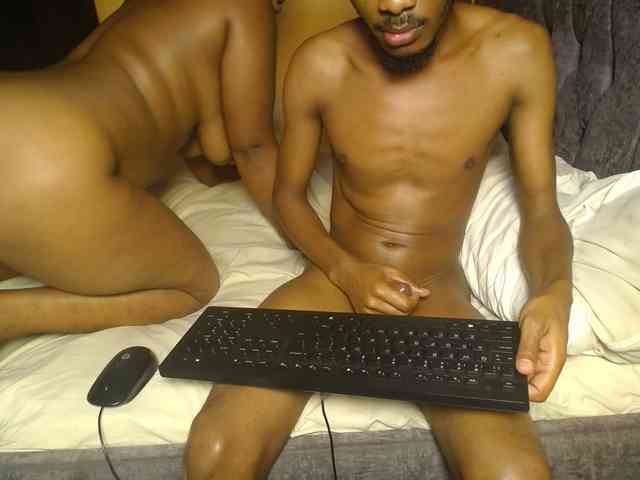 Wizzy_And_Jill webcam