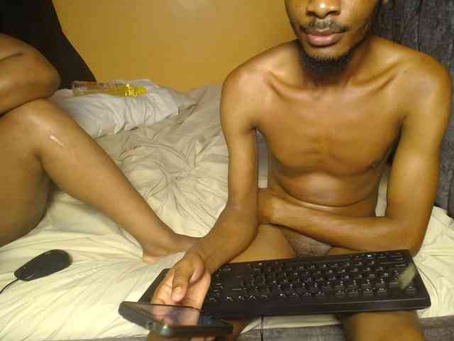 Wizzy_And_Jill webcam