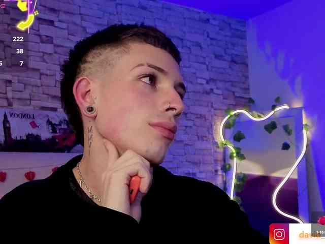 BOYFOX-TAY Live Webcam on BongaCams