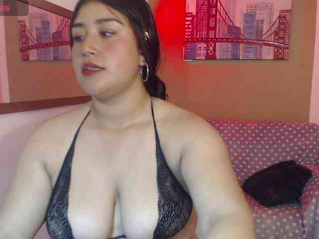 doll-soofiaahx webcam
