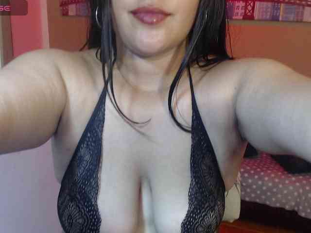 doll-soofiaahx webcam