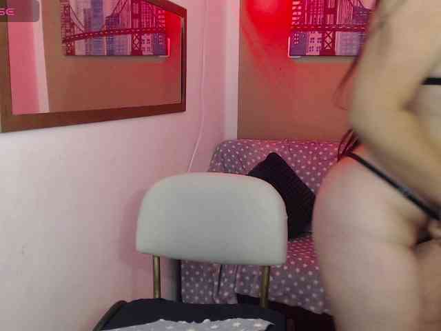 doll-soofiaahx webcam