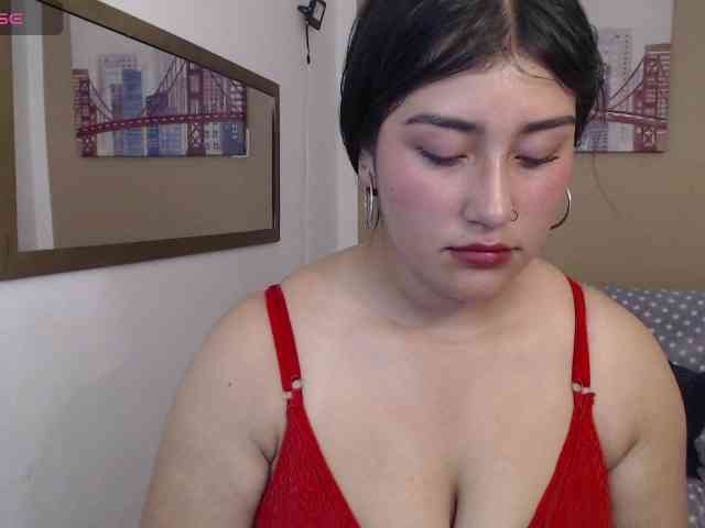 doll-soofiaahx webcam