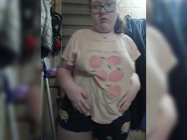 Hot2115 – webcam model profile photo