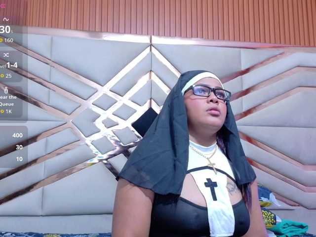 Rizantella's BongaCams show and profile