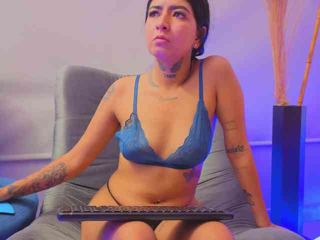 AMYCASTILLO webcam