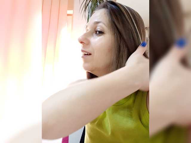 AdaJoy's BongaCams show and profile