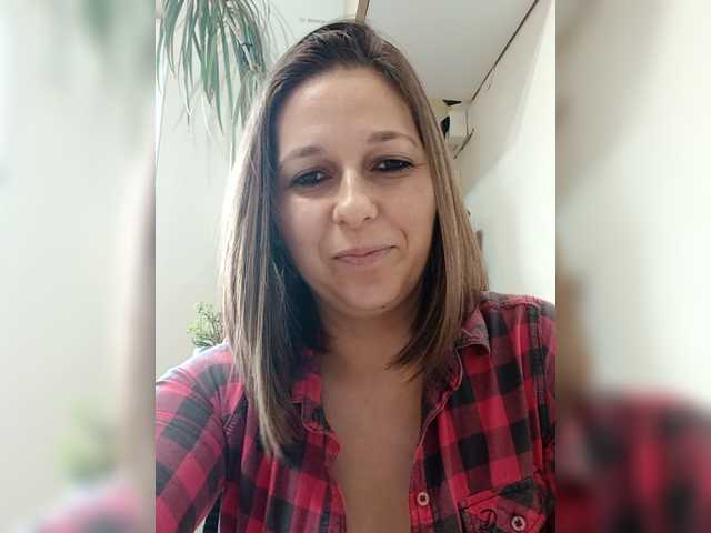 AdaJoy's BongaCams show and profile