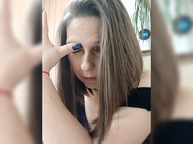 AdaJoy's BongaCams show and profile