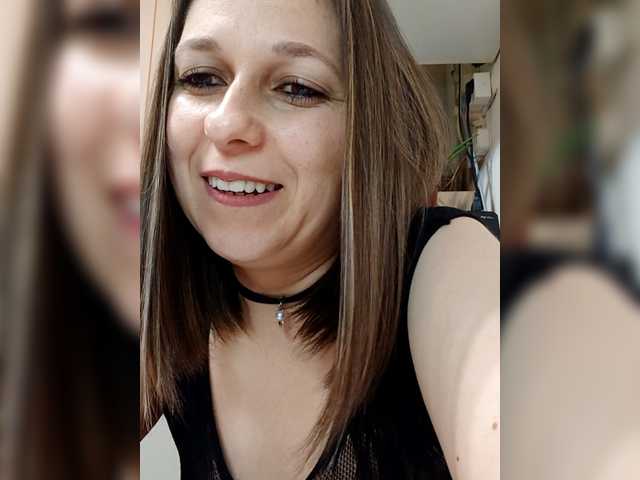 AdaJoy's BongaCams show and profile