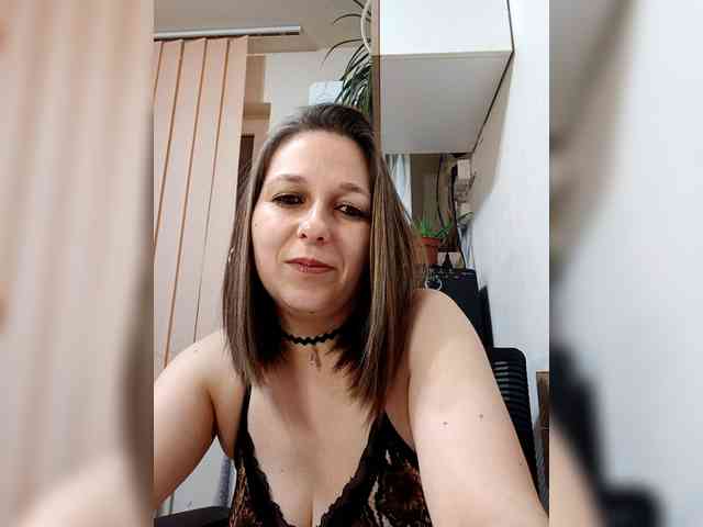 AdaJoy Live Webcam on BongaCams