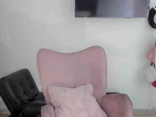 Alana-Reid Alana-Reid